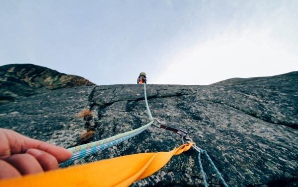 攀岩人物登山绳摄影