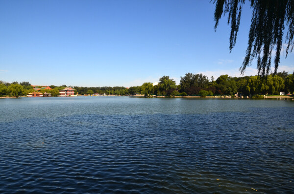 湖面风景图片