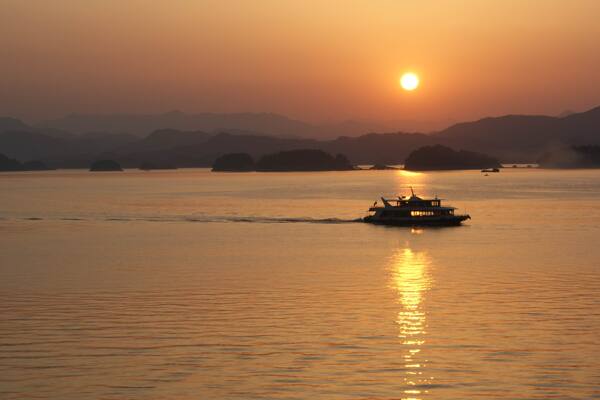 千岛湖夕阳图片