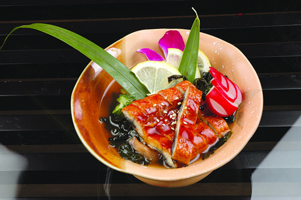 日本料理醋味鳗鱼