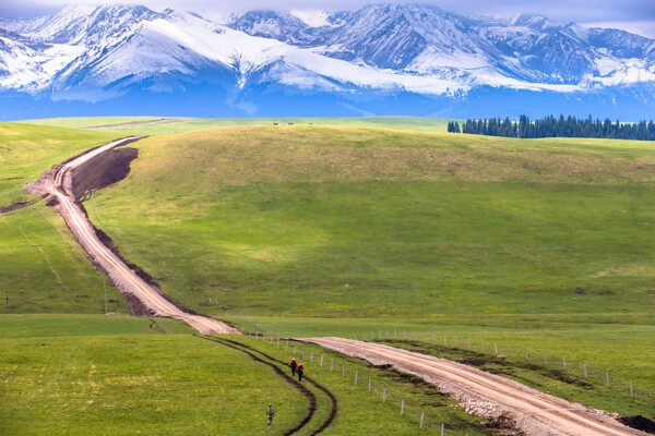 新疆喀拉峻草原风景