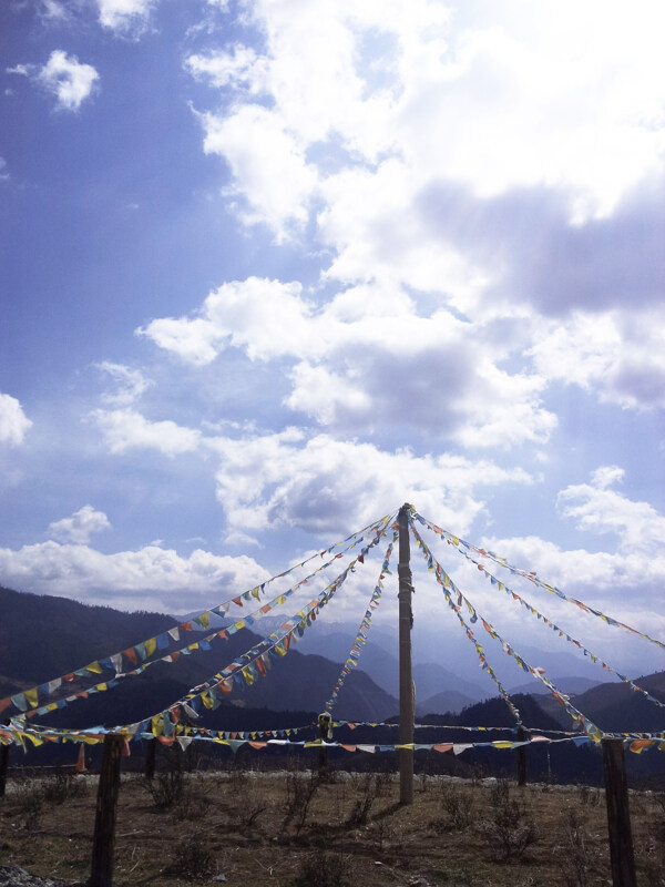 藏族祭祀旗图片