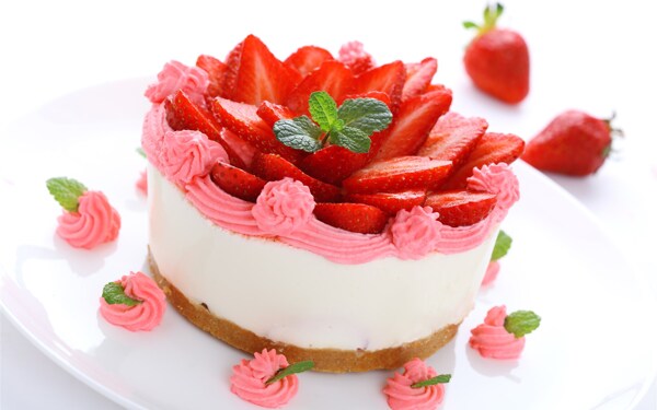 草莓蛋糕西点烘焙